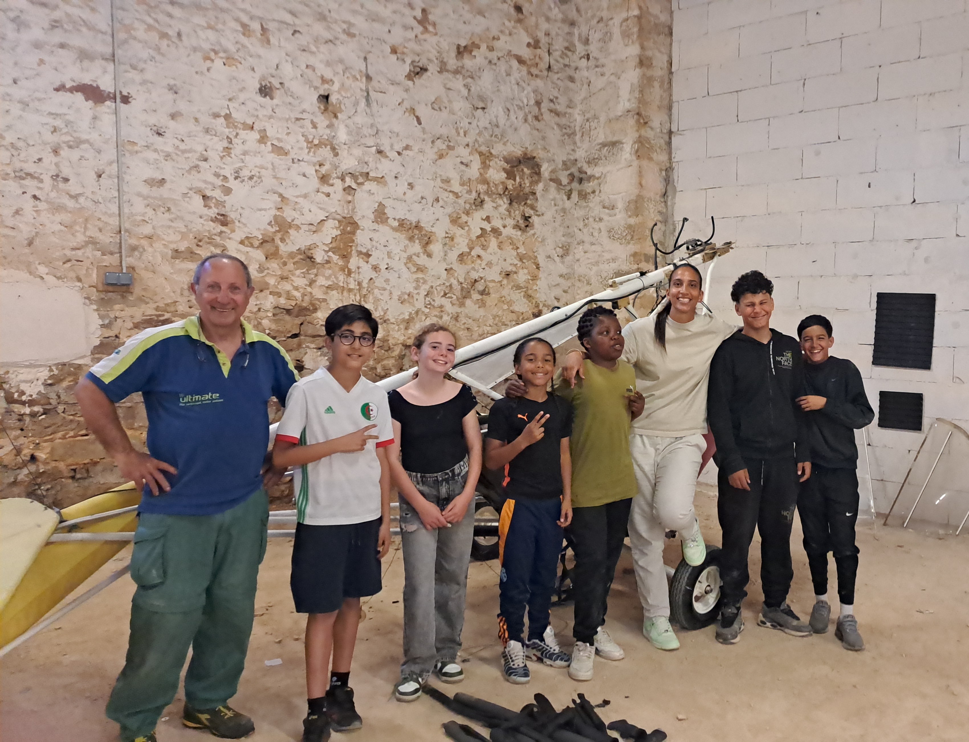 Jean-Louis Millan et les jeunes du chantier Weedhopper – collège Jean Vilar, Grigny